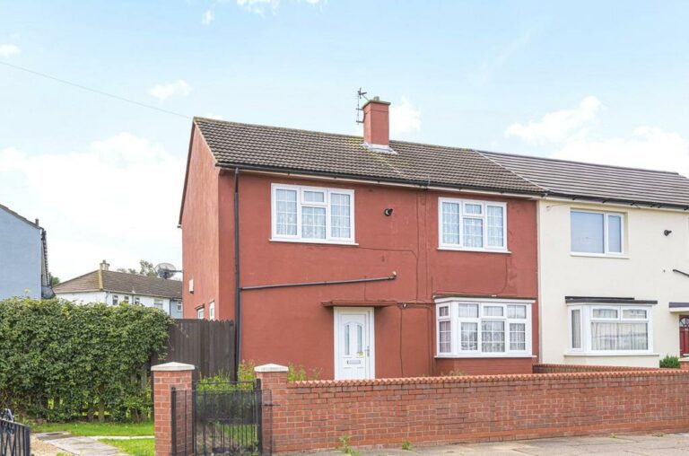 Carnforth Crescent